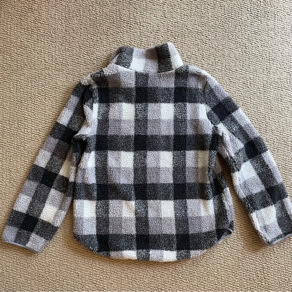 Buffalo Check Pullover - Picture 3 of 4